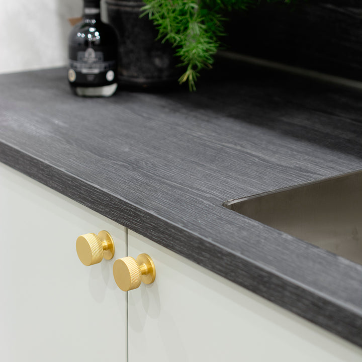 Knopp Crest - Lundell & Zetterberg