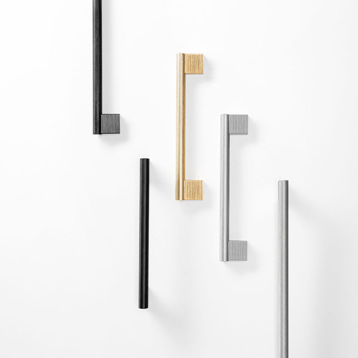 Handtag BIG i Matt Mässing - Lundell & Zetterberg