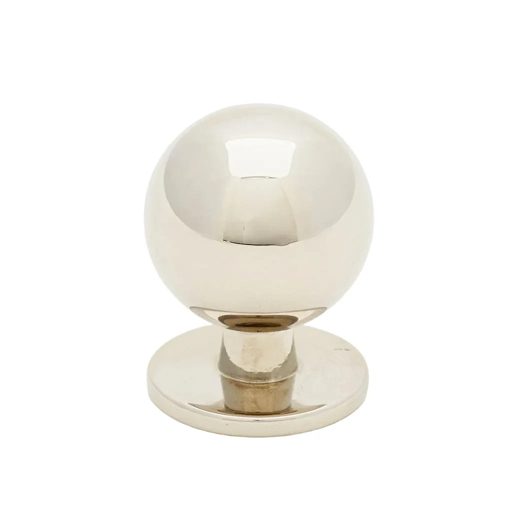 Knopp 165 By LZ gjuten massiv mässing - Lundell & Zetterberg