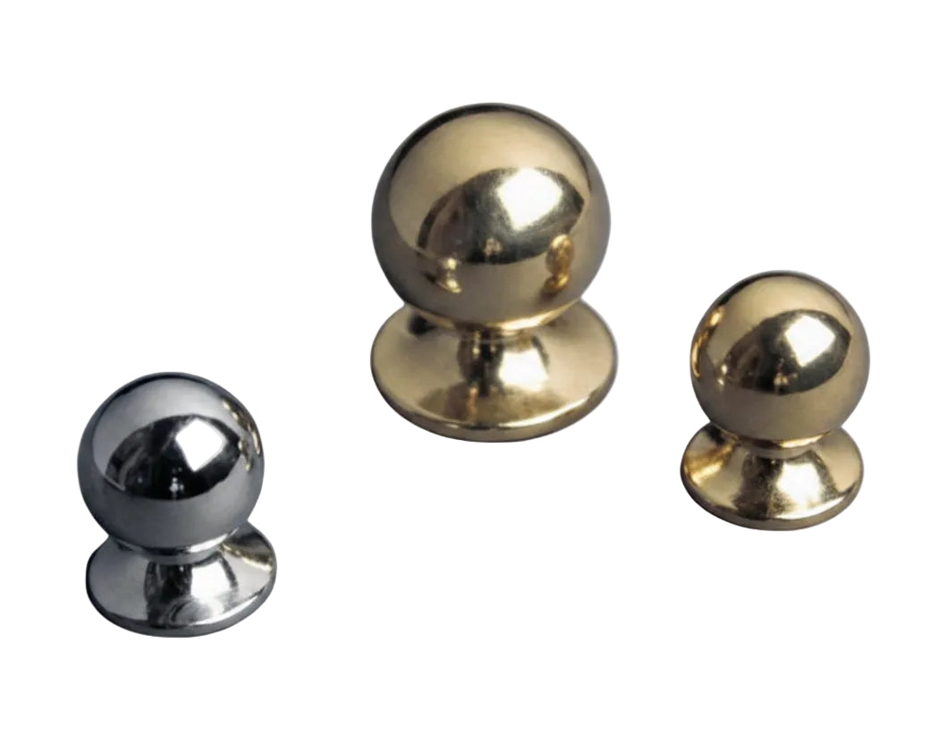 Knopp 303/304 i massiv mässing
